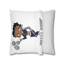Load image into Gallery viewer, Betty Boop Design Pillowcase, Cartoon Print Pillow Cover, Betty Boop Fan Merch, Christmas Gift For House Decor, Cute Living Room Decoration