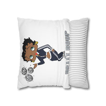 Load image into Gallery viewer, Betty Boop Design Pillowcase, Cartoon Print Pillow Cover, Betty Boop Fan Merch, Christmas Gift For House Decor, Cute Living Room Decoration