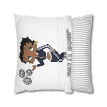 Load image into Gallery viewer, Betty Boop Design Pillowcase, Cartoon Print Pillow Cover, Betty Boop Fan Merch, Christmas Gift For House Decor, Cute Living Room Decoration