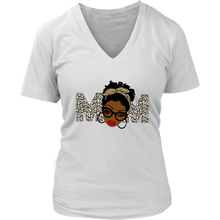 Load image into Gallery viewer, Leopard Mom | T-Shirt | Gifts for Mothers | Gifts for Her
